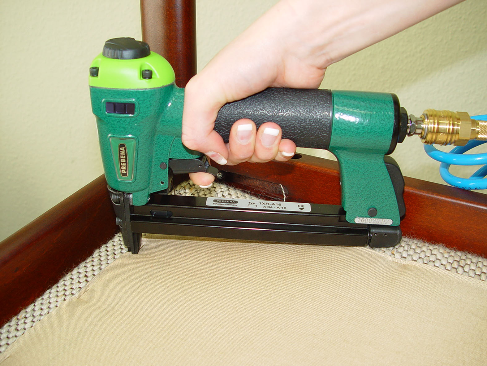 1XR-A16 Druckluftnagler für 4-16mm